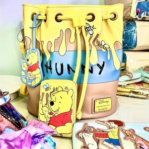 Loungefly Winnie The Pooh Honeypot Convertible Bucket Backpack x Disney
